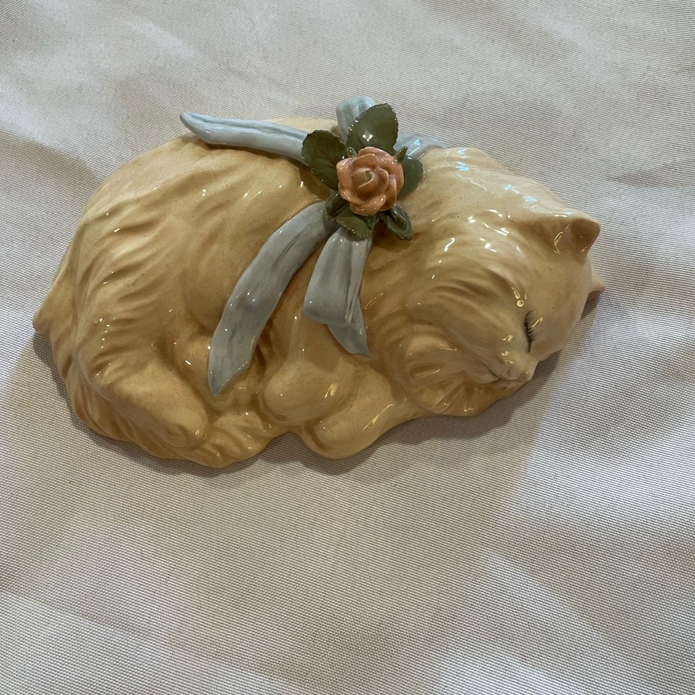 Vintage Ceramic Sleeping Cat/Kitten with Blue Bow and Pink Rose